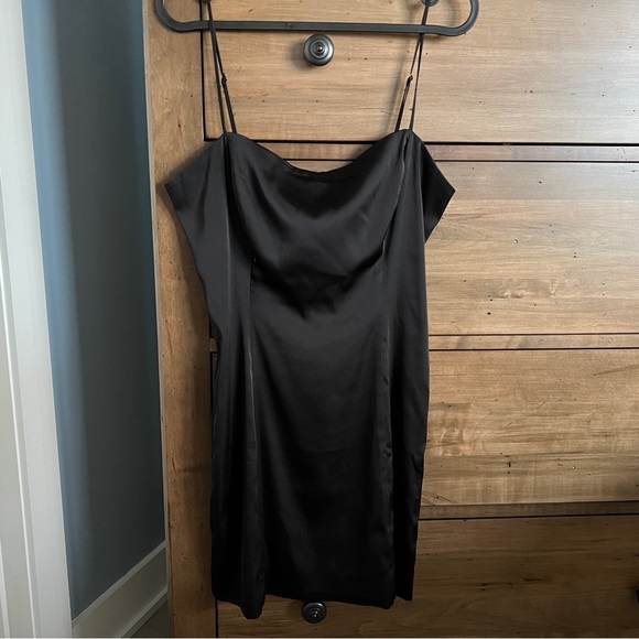 Aritzia Sunday Best Shimmer Satin Dress - Picture 5 of 12